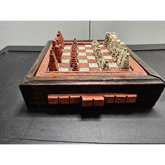 Vintage Mayan Aztec 7" Board Stone Wood Chess Set Handmade Red Drawer - Picture 7 of 10